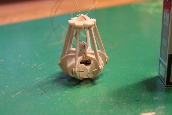 Polyp Schalengreifer 1:50