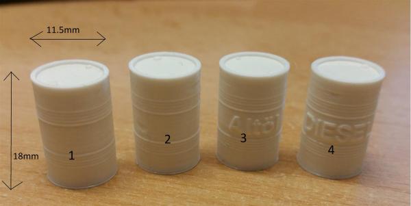 Fass 3D Druck PLA Weiß 1:50 "Typ 3 mit Dellen und Schriftzug ALTÖL"